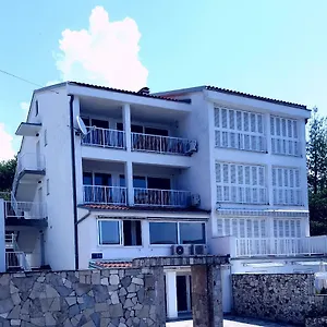 villa-helena-dramalj.primorje-gorskikotar.com/