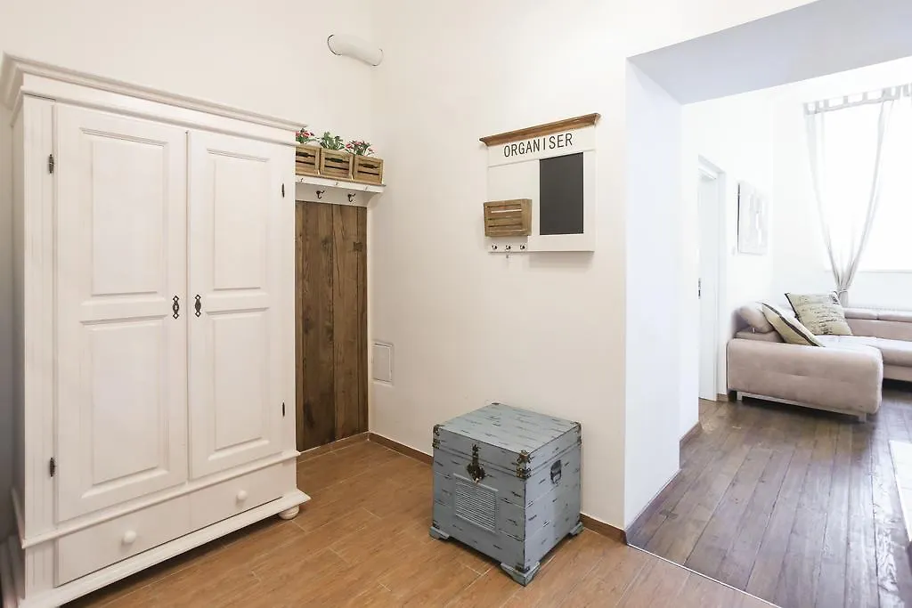 Vintagehome Schoenbrunn Bécs 0*,  Ausztria